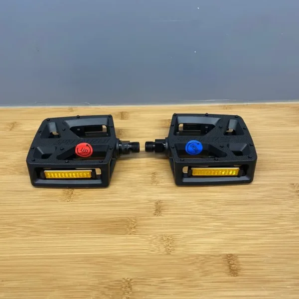 SPECIALIZED - Standard Pedals