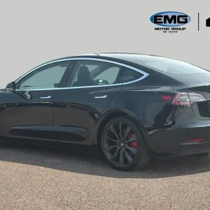 Tesla Model 3 dual Motor Performance Saloon 4dr Electric Auto 4wde performance - Image 5