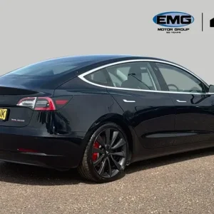 Tesla Model 3 dual Motor Performance Saloon 4dr Electric Auto 4wde performance - Image 7