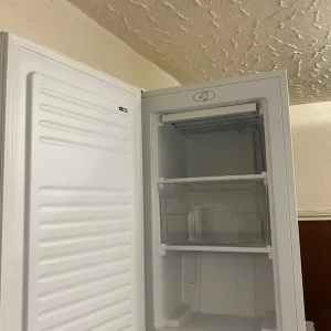 ♻️WHITE PROLINE UNDER COUNTER FULLY CLEANED FREEZER £65 - Image 2