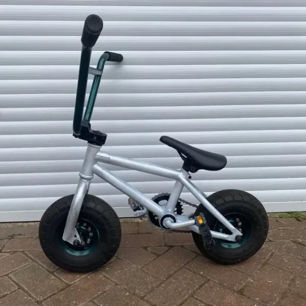 Mini rocker stunt bike