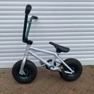 Mini rocker stunt bike