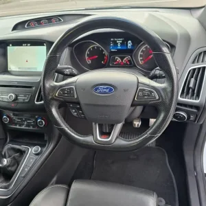 2017 Ford Focus 2.0T EcoBoost ST-3 5-door Hatchback Petrol Manual - Image 7