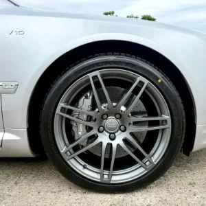 🏁 Massive Spec 2007 Audi S8 Quattro 5.2 V10 FSi Auto - Super Car 500bhp - Carbon Ceramic Brakes 🏁 - Image 8