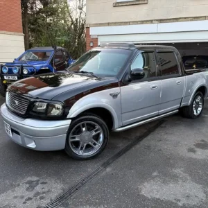 2005 Ford F150 PETROL Manual - Image 2