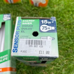 7 Energy Saving Light Bulbs. - Image 3