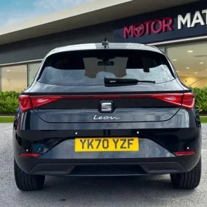 2020 SEAT Leon 1.0 TSI SE Dynamic Euro 6 (s/s) 5dr Hatchback PETROL Manual - Image 4