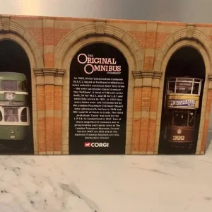 SCALE MODEL METROPOLITAN (FELTHAM) TRAM OF 1931 - Image 6