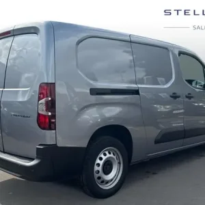 2024 Peugeot Partner 1.5 BlueHDi 950 Professional Long Panel Van 6dr Diesel Manual LWB Euro 6 (s ... - Image 3