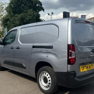 2024 Peugeot Partner 1.5 BlueHDi 950 Professional Long Panel Van 6dr Diesel Manual LWB Euro 6 (s ... - Image 5