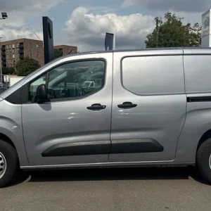 2024 Peugeot Partner 1.5 BlueHDi 950 Professional Long Panel Van 6dr Diesel Manual LWB Euro 6 (s ... - Image 6