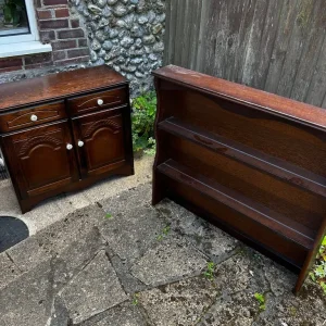 Oak dresser - Image 2