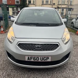 2010 Kia Venga 1.6 2 5dr Auto HATCHBACK Petrol Automatic - Image 2