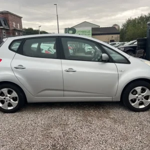 2010 Kia Venga 1.6 2 5dr Auto HATCHBACK Petrol Automatic - Image 8