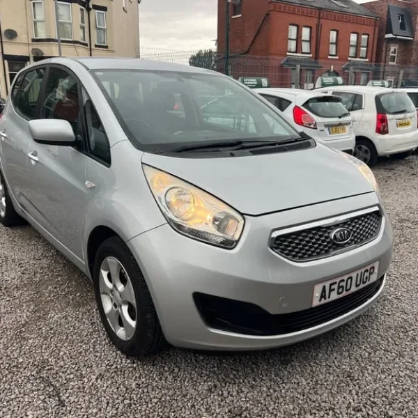 2010 Kia Venga 1.6 2 5dr Auto HATCHBACK Petrol Automatic