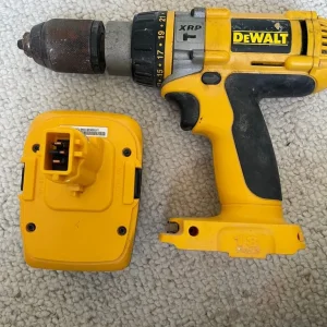 Dewalt DC988