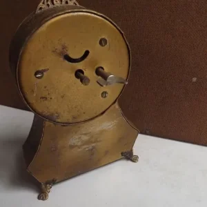 1890's Victorian mantle clock. - Image 5