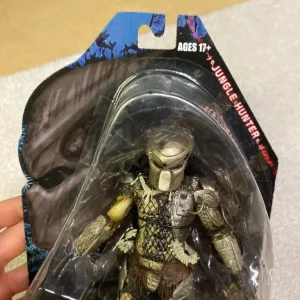 NECA Jungle Hunter Masked Predator Action Figure 7" 25th Anniversary - BRAND NEW - Image 5