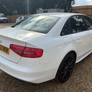 2012 Audi A4 2.0 TDI Black Edition quattro Euro 5 (s/s) 4dr SALOON Diesel Manual - Image 8