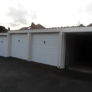 LOCK UP GARAGE TO LET IN SOLIHULL - Image 2