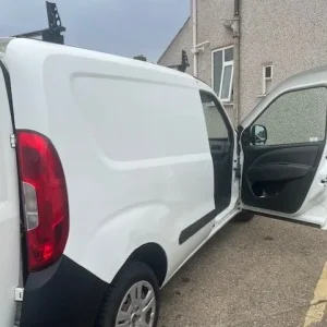 2017 Fiat Doblo Cargo 1.3 Multijet 95 - Image 4