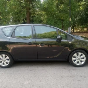 2016 Vauxhall Meriva 1.4i 16V Life 5dr MPV Petrol Manual - Image 8