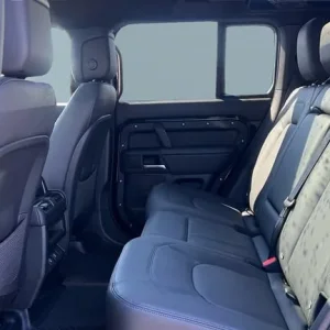 2025 Land Rover Defender 3.0 D350 X-Dynamic HSE 110 5dr Auto Diesel Estate Estate Diesel Automatic - Image 4