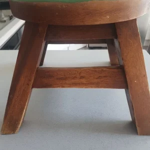 CHILDS WOODEN STOOL - Image 2