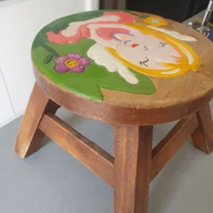 CHILDS WOODEN STOOL - Image 4