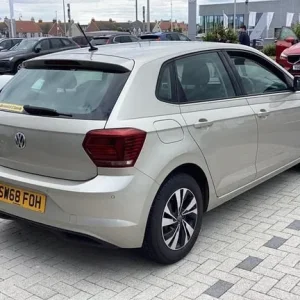 2018 Volkswagen Polo 1.0 TSI SE Euro 6 (s/s) 5dr HATCHBACK Petrol Manual - Image 4