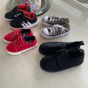 4 Pair Of Boys Trainers - (Includes CONVERSE & ADIDAS) - Image 2