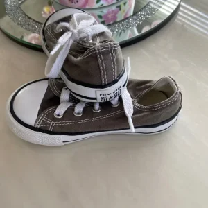 4 Pair Of Boys Trainers - (Includes CONVERSE & ADIDAS) - Image 7