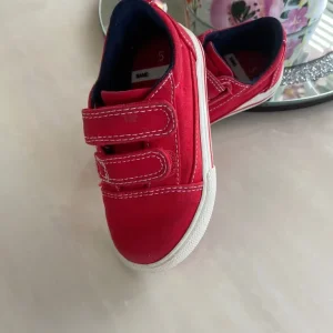 4 Pair Of Boys Trainers - (Includes CONVERSE & ADIDAS) - Image 8