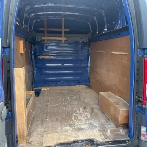 2010 Renault Trafic 2.0 TD dCi LH29 L3 H3 4dr PANEL VAN Diesel Manual - Image 6