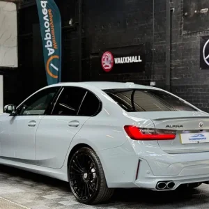 2023 BMW 3 Series D3S 3.0 5dr AWD Diesel Manual - Image 4