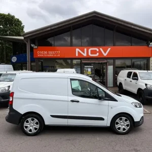 2021 Ford Transit Courier TREND TDCI EU6 Panel Van Diesel Manual - Image 2
