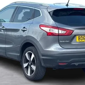 2015 Nissan Qashqai 1.5 dCi n-tec+ SUV 5dr Diesel Manual 2WD Euro 6 (s/s) (110 ps) SUV Diesel Manual - Image 3
