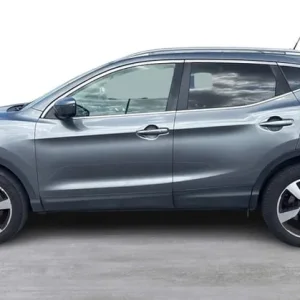 2015 Nissan Qashqai 1.5 dCi n-tec+ SUV 5dr Diesel Manual 2WD Euro 6 (s/s) (110 ps) SUV Diesel Manual - Image 4