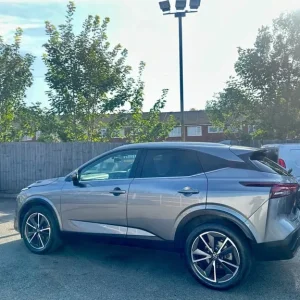 2022 Nissan Qashqai 1.3 DiG-T MH 158 Tekna 5dr Xtronic HATCHBACK Petrol Automatic - Image 3