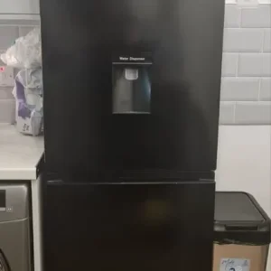 Hisense Fridge Freezer ***Like New***