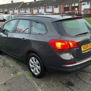 BARGAIN, AUTOMATIC, Vauxhall Astra Estate. Good condition - Image 4