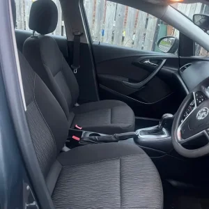 BARGAIN, AUTOMATIC, Vauxhall Astra Estate. Good condition - Image 6