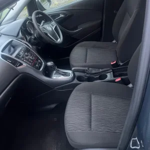 BARGAIN, AUTOMATIC, Vauxhall Astra Estate. Good condition - Image 7