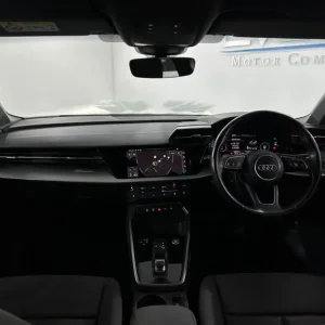 2020 70 AUDI A3 1.5 TFSI 35 TECHNIK SPORTBACK 5DR PETROL S TRONIC EURO 6 (S/S) ( - Image 3