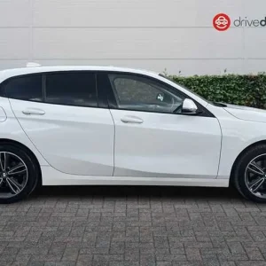2022 BMW 1 Series 1.5 116d Sport (LCP) Hatchback 5dr Diesel DCT Euro 6 (s/s) (116 ps) Hatchback D... - Image 2