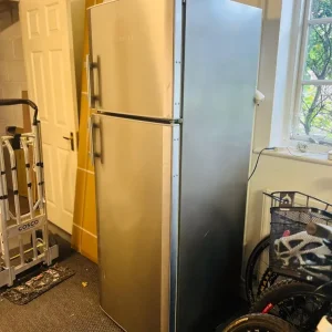 Fridge freezer: - Image 2