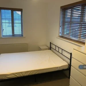 1 bedroom in Greenland Avenue, Wymondham, NR18 (#2584646) - Image 2