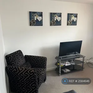 1 bedroom in Greenland Avenue, Wymondham, NR18 (#2584646) - Image 5