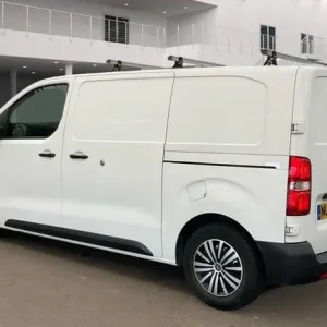 2018 Peugeot Expert 1000 1.6 BlueHDi 95 Professional Van PANEL VAN DIESEL Manual - Image 3
