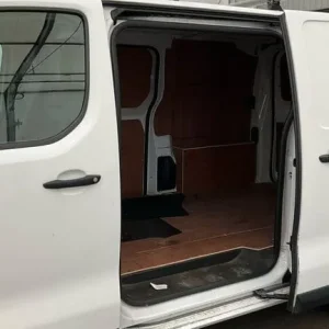 2018 Peugeot Expert 1000 1.6 BlueHDi 95 Professional Van PANEL VAN DIESEL Manual - Image 8
